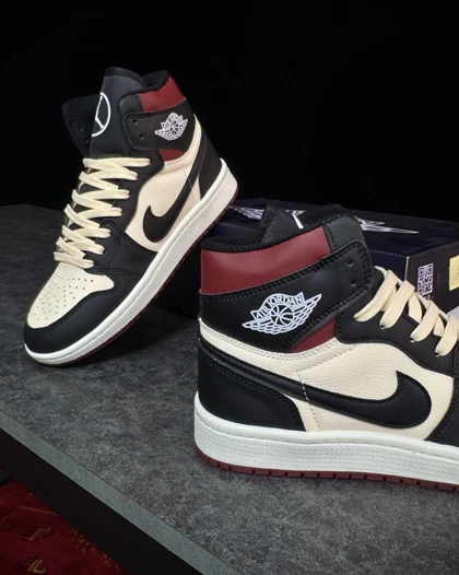 کتانی جردن وان ساق‌دار