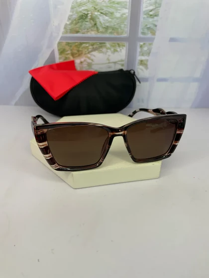 عینک آفتابی زنانه شنل کد p9644