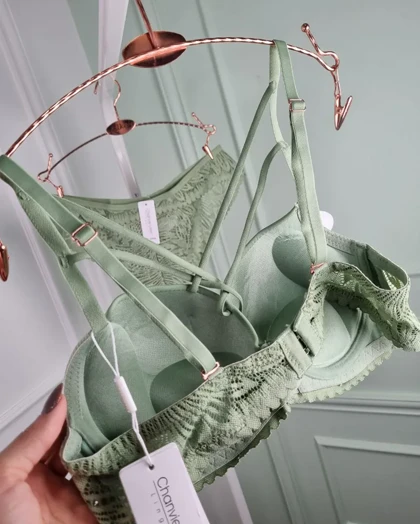 ست شورت و سوتین گیپور هارنس دار leen