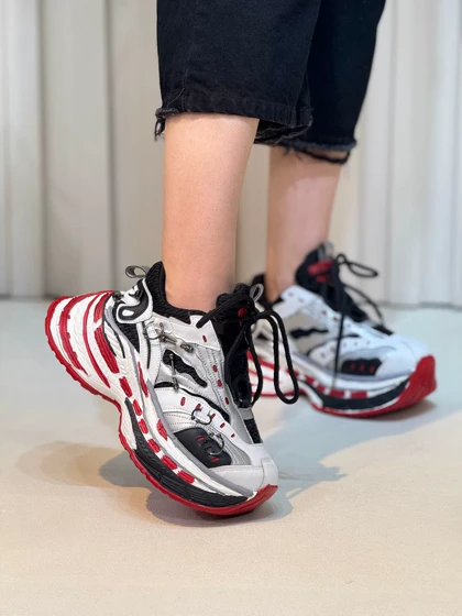 کتانی زنانه بالنسیاگا پرسینگ لژ دار balenciaga کد 1240