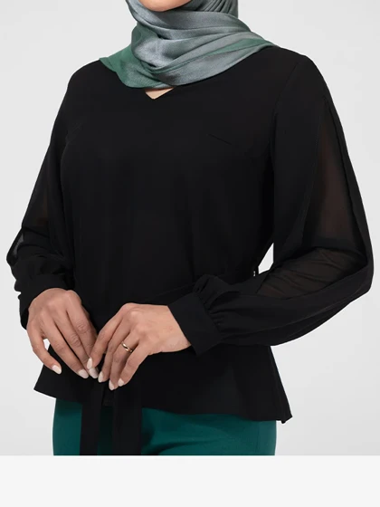 بلوز زنانه کرپ حریر مجلسی ساده کمربند دار غزاله