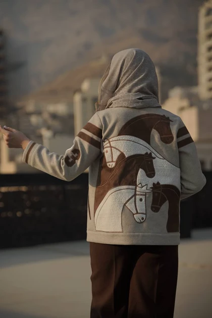 پالتو کتی " سالی "