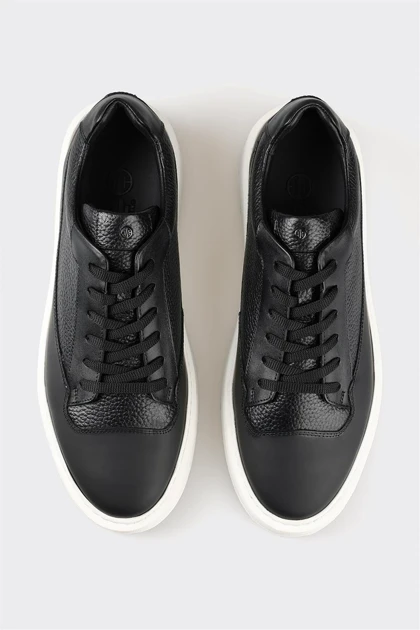 کفش های روزمره مردانه اله elle