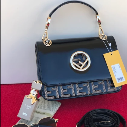 کیف زنانه فندی وارداتی کد 880