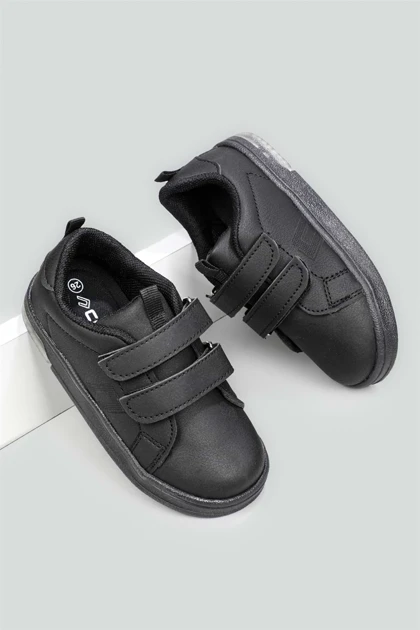 کفش دویدن و تمرین بچگانه kocamanlar-ayakkabi