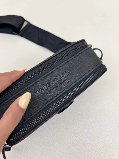 کیف زنانه پاسپورتی مارک جاکوبس MARC JACOBS کد 1601