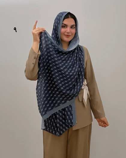 شال پلیسه سرمه ای طرحدار