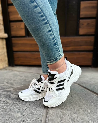 کتانی زنانه سه خط فشیون