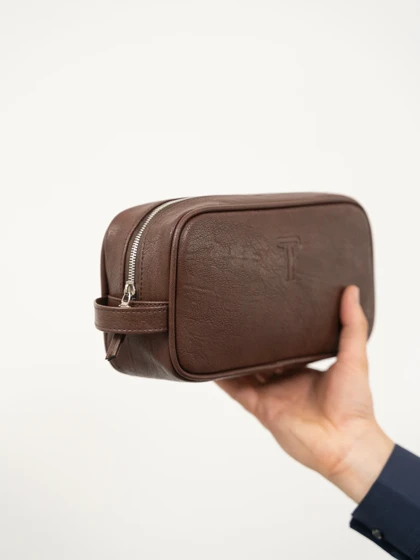 کیف دستی washbag قهوه ای کارلوتی کد b164