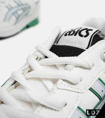 کفش کتانی مردانه سفید سبز ASICS TIGER RUNNER II مدل 5679