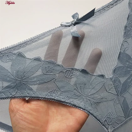 شورت زنانه ماییلدا مدل گیپور گل‌گلی کد 5544-7033