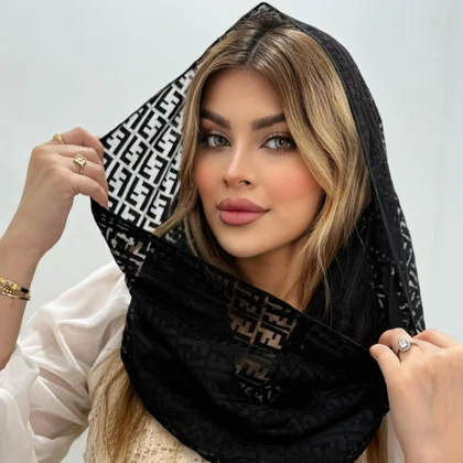 شال رینگی توری فندی