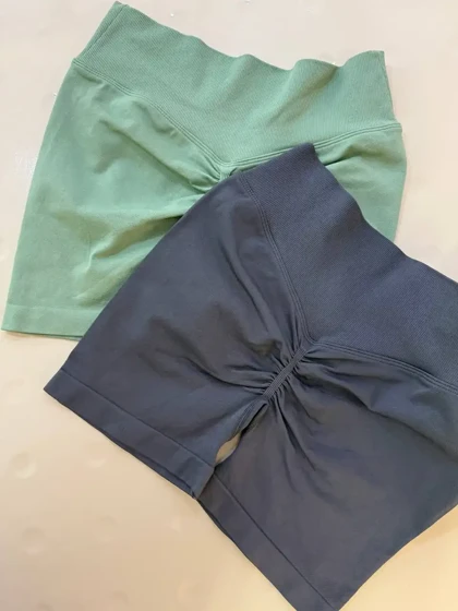 شورتک‌رنگی سیملس باربی