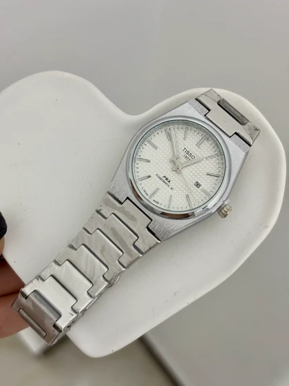 ساعت مردانه طرح تیسوت موتور ژاپن 1030 کد 1030