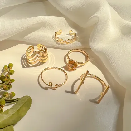 انگشتر پکی نگین‌دار ring pack