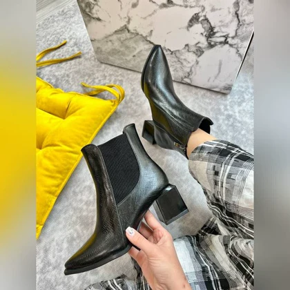 نبم‌بوت پاشنه بغل کش ch