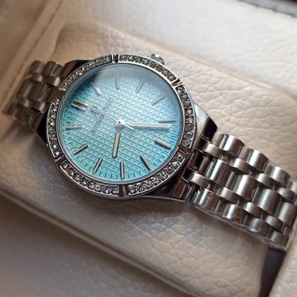 ساعت مچی زنانه طرح AP موتور ژاپن صفحه آبی کیفیت A+++