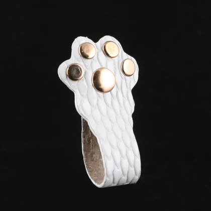 نگهدارنده هندزفری چرم یلسان مدل گربه کد 040-MRV