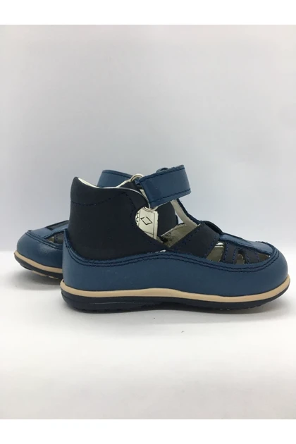 کفش کلاسیک بچگانه ortopedia ortopedia