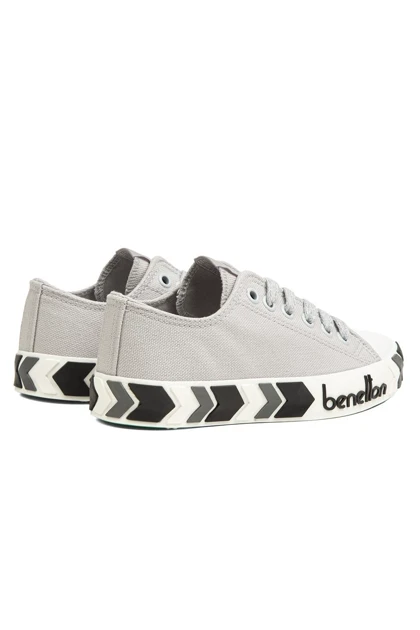 کتانی زنانه اورجینال benetton benetton