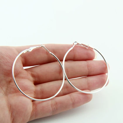 گوشواره زنانه مینمال