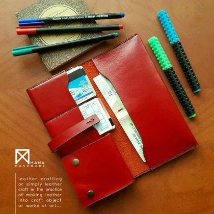 کیف پول بند دار