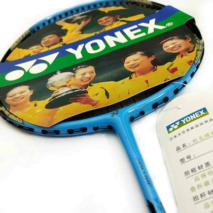 راکت بدمینتون یونکس YONEX مدل ASTROX7