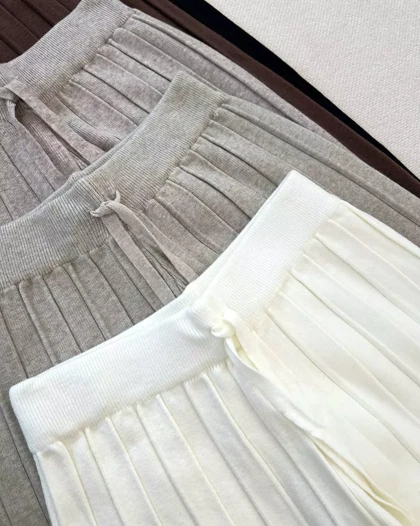 شلوار پلیسه بافت کد 5320