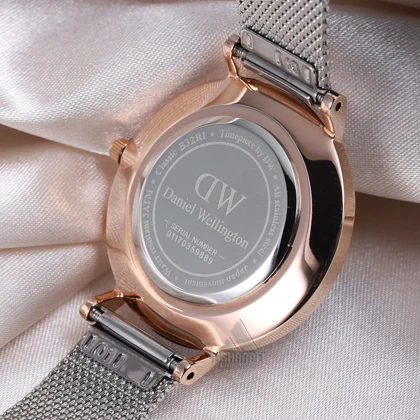 ساعت زنانه دنیل ولینگتون Daniel Wellington 00117SRGW