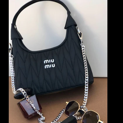 کیف miu miu وارداتی