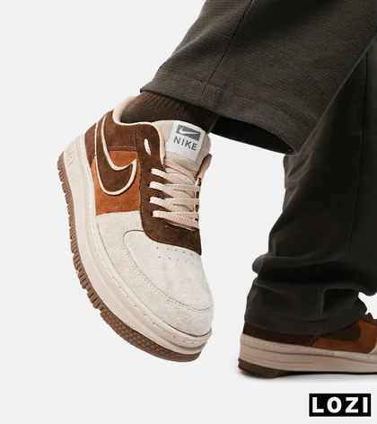 کفش کتانی بزرگ پا قهوه ای NIKE AIR FORCE