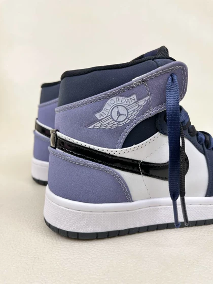 کتانی ساق‌دار زنانه ایر جردن 1 اپسین 1 NIKE AIR JORDAN کد 912