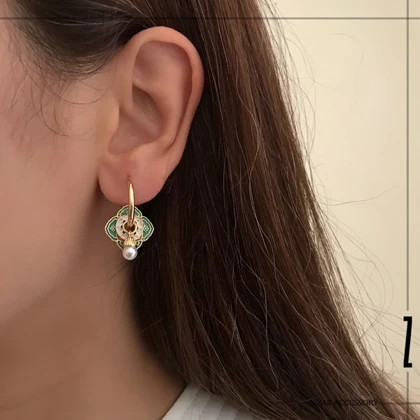 گوشواره میناکاری آویزدار مرواریدی