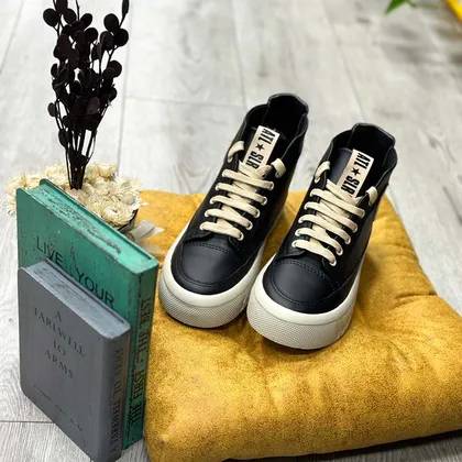 نیم بوت اسپرت زنانه مدل آل استار کانورس رنگ مشکی