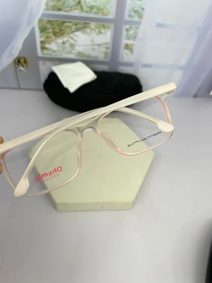 عینک طبی dhsmia 600266