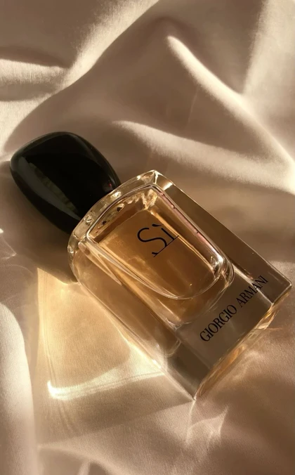 عطر جورجیو آرمانی سی-Giorgio Armani Si