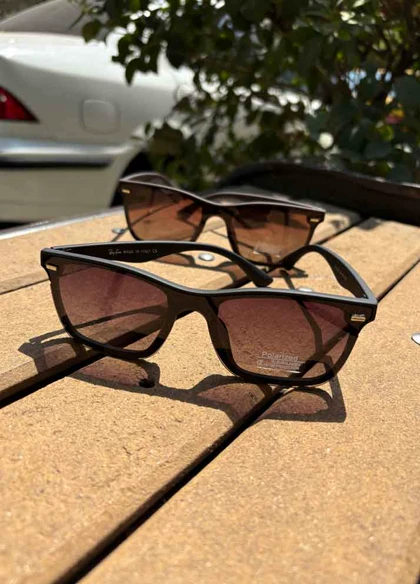 عینک آفتابی مشکی مدل Ray-Ban