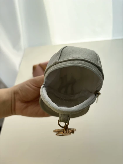 کیف پول جاسوییچی مدل کلاه 854