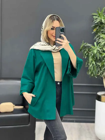 مانتو لینن پشت دو پاگن