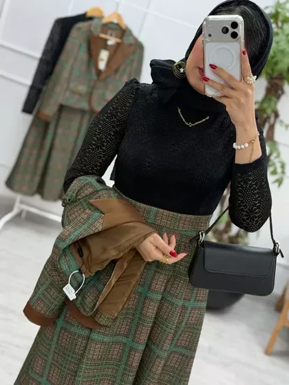 کت و پیراهن طناز