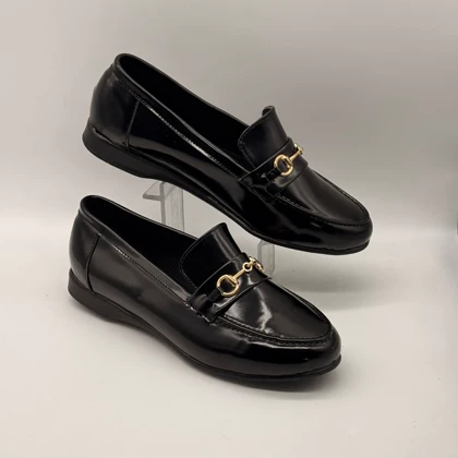 کالج ورنی و یراق طلایی