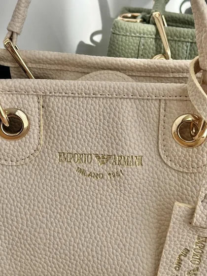 کیف 17900