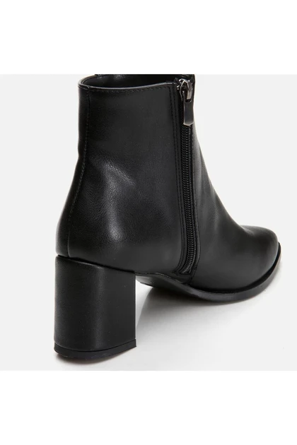 بوت و نیم بوت زنانه yaya-by-hotic yaya-by-hotic