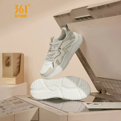 کفش پیاده روی زنانه 361 درجه مدل 682446762F-1