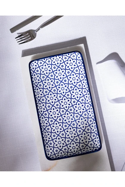 بشقاب سرو مستطیل Madame Coco مدل Reve Bleu Lucida Bone China