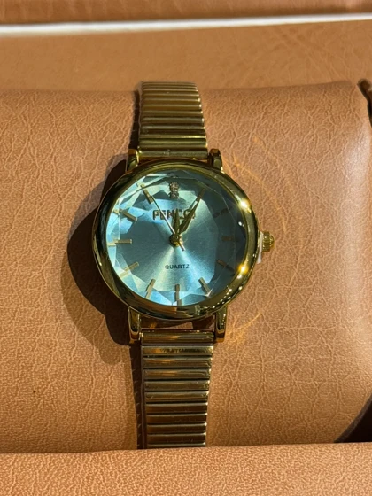 ساعت زنانه صفحه گرد سنسی