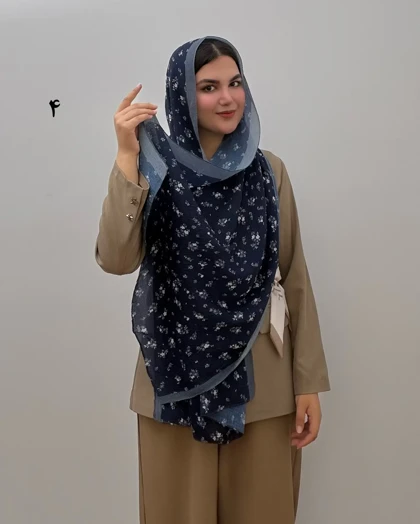 شال پلیسه سرمه ای طرحدار
