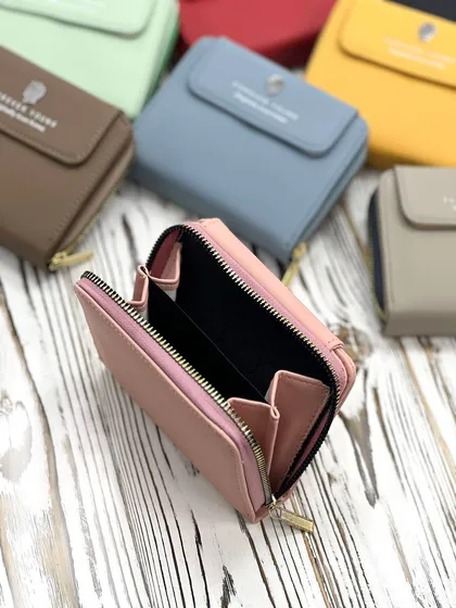 کیف پول زنانه