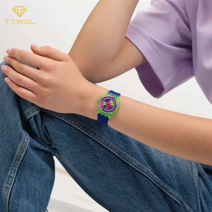 ساعت مچی سواچ SWATCH SO28G704