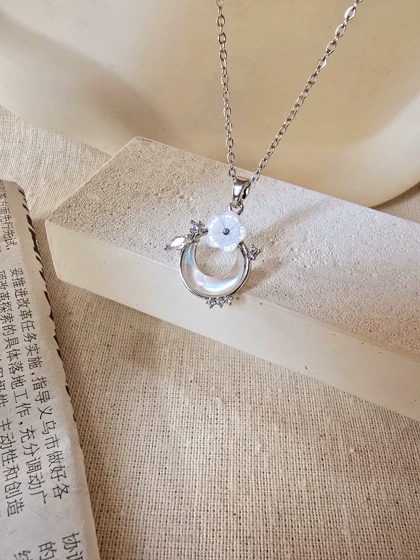 گردنبند پینترسی